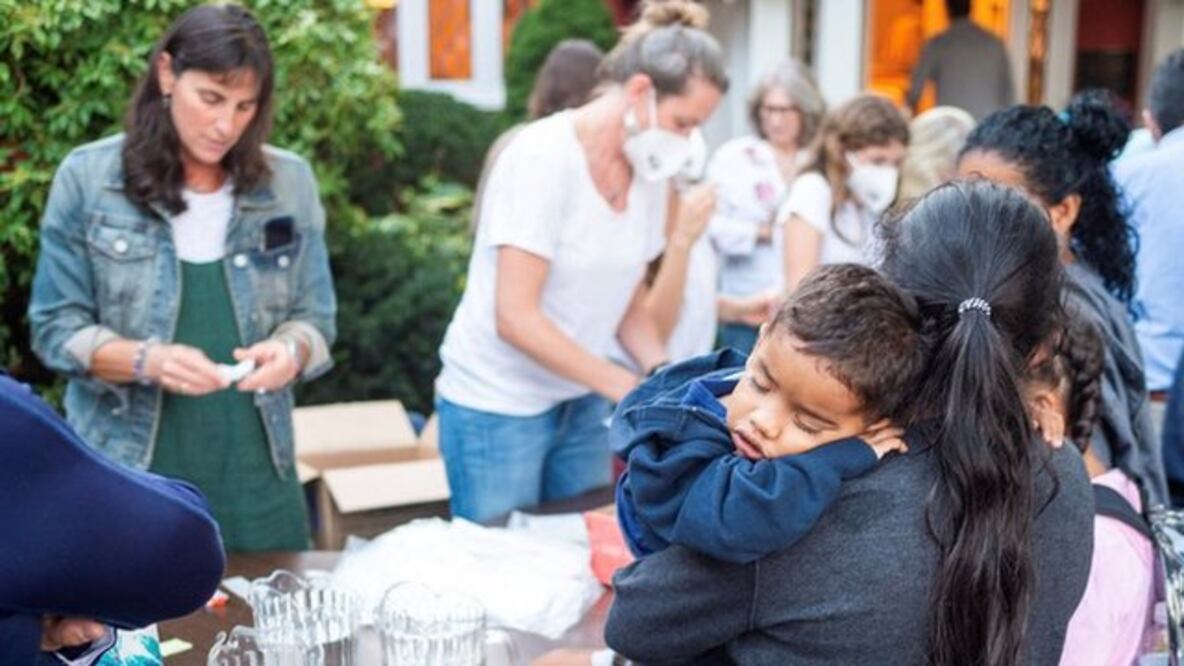 "La SB 1718 afectará los derechos humanos de miles de personas, niñas y niños mexicanas exacerbando ambientes hostiles que pueden derivar en actos o crímenes de odio en contra de la comunidad migrante" indicó la SRE.