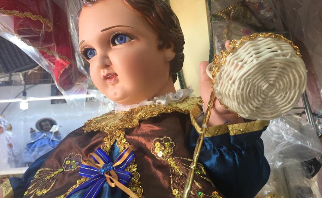 For Candlemas, Catholics dress up their Baby Jesus figures - Photo: Sofia Danis/EL UNIVERSAL in English