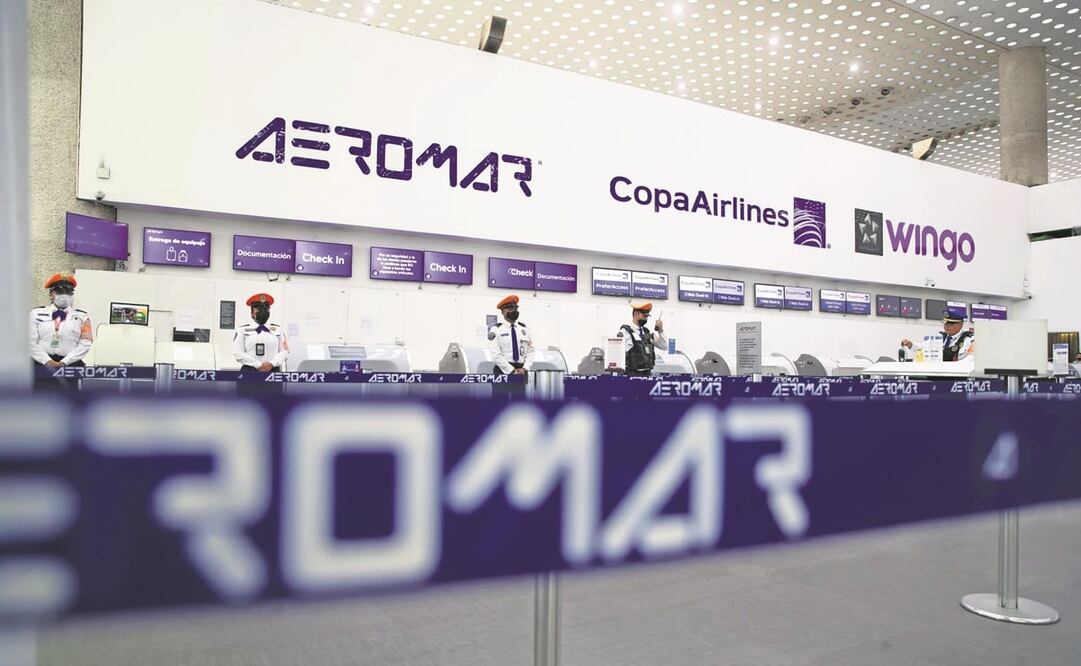 De acuerdo con el sindicato de Sobrecargos, Aeromar tiene nueve meses de retrasos en pagos al Infonavit. Foto: Archivo / EL UNIVERSAL