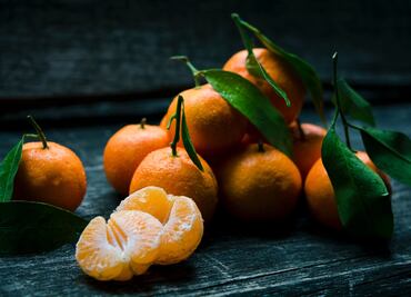 Pela una mandarina en menos de 10 segundos con este truco