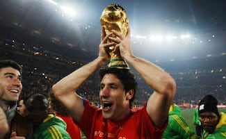 Campeón del mundo en 2010 le ruega a Donald Trump por ayuda para ver a España en la final del Mundial