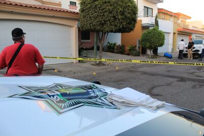 Atentan contra "El Monarca de Sinaloa", cantante de música regional 