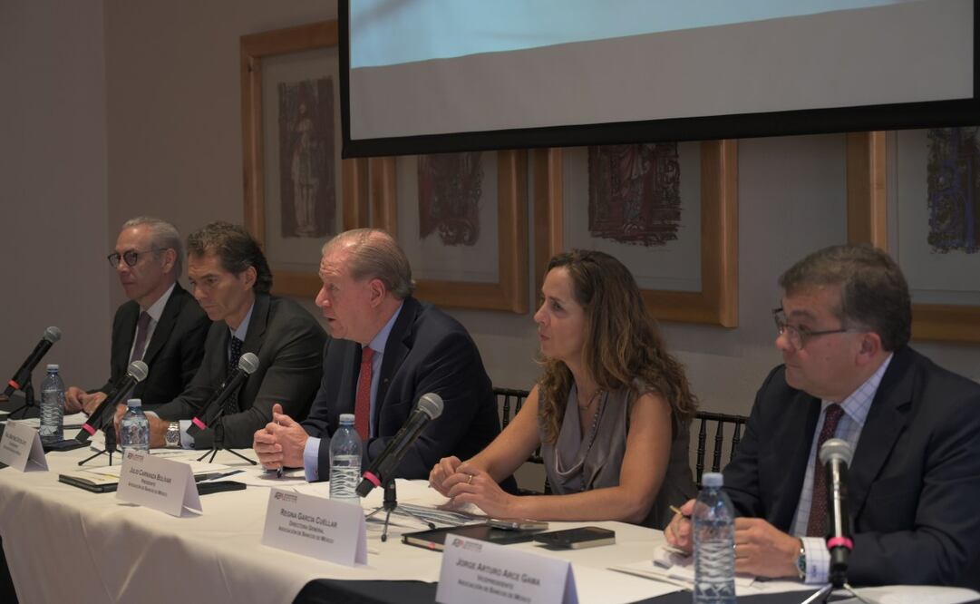 La Asociación de Bancos de México (ABM) anticipa una desaceleración en el crecimiento del crédito hacia 2025, debido a expectativas de un menor crecimiento económico, pronosticado en 1.5% para 2024 y 1.2% para 2025. Foto: Especial