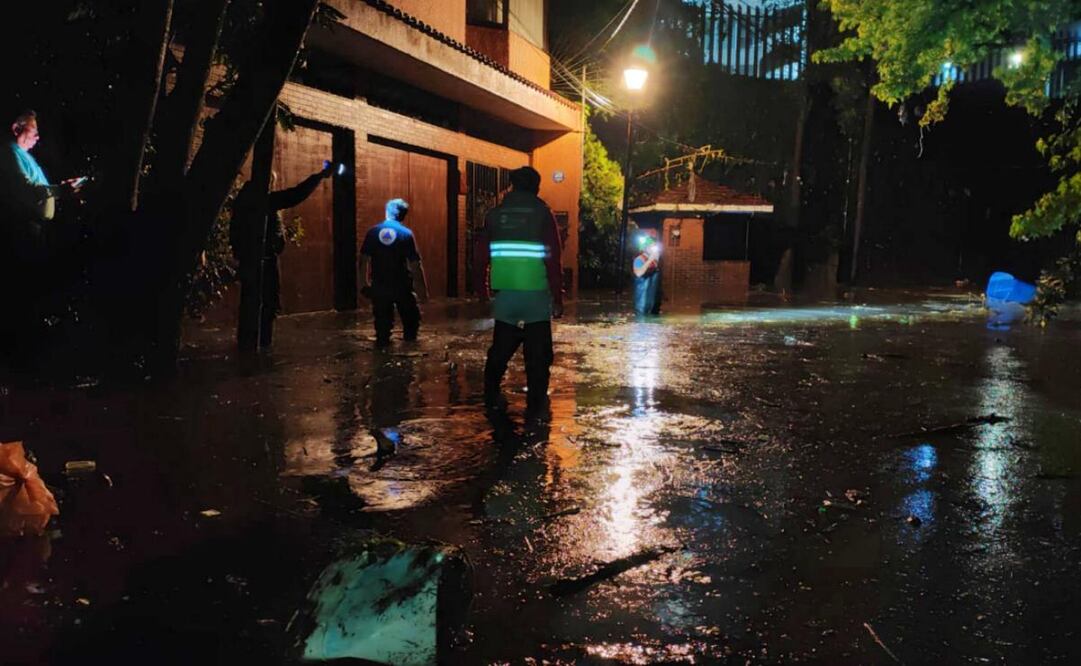 Fuerte lluvia en la CDMX provoca afectaciones (31/08/2025). Foto: Especial