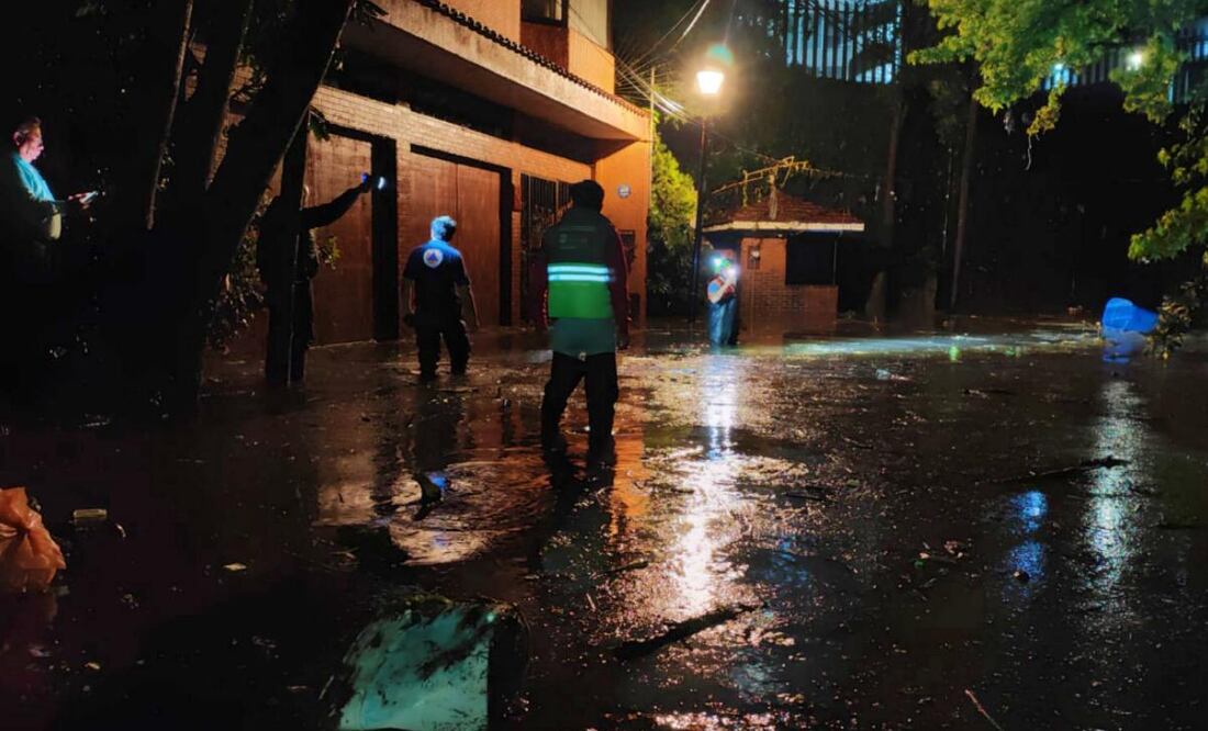 Fuerte lluvia en la CDMX provoca afectaciones. Foto: Especial