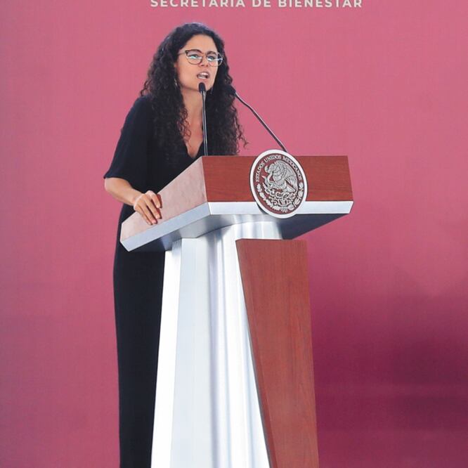 Supervisión. La STPS realizará inspecciones en los centros de capacitación para evitar abusos laborales, indicó Luisa María Alcalde. ARCHIVO EL UNIVERSAL