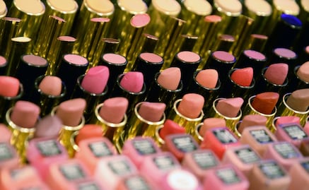 Aprueban en Comisiones del Senado prohibir pruebas de cosméticos en animales