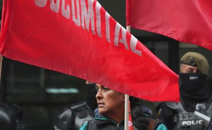 Ecuador termina polémico acuerdo con empresa China sobre campo petrolífero; genera tensión en campaña electoral