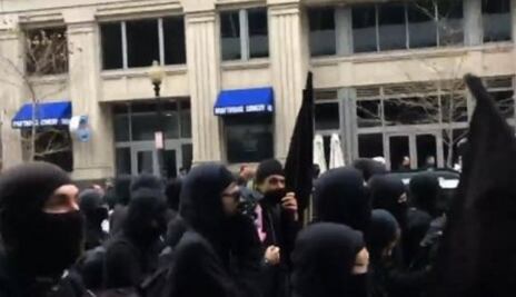 Raw: Anti-Trump Protesters Pepper-Sprayed