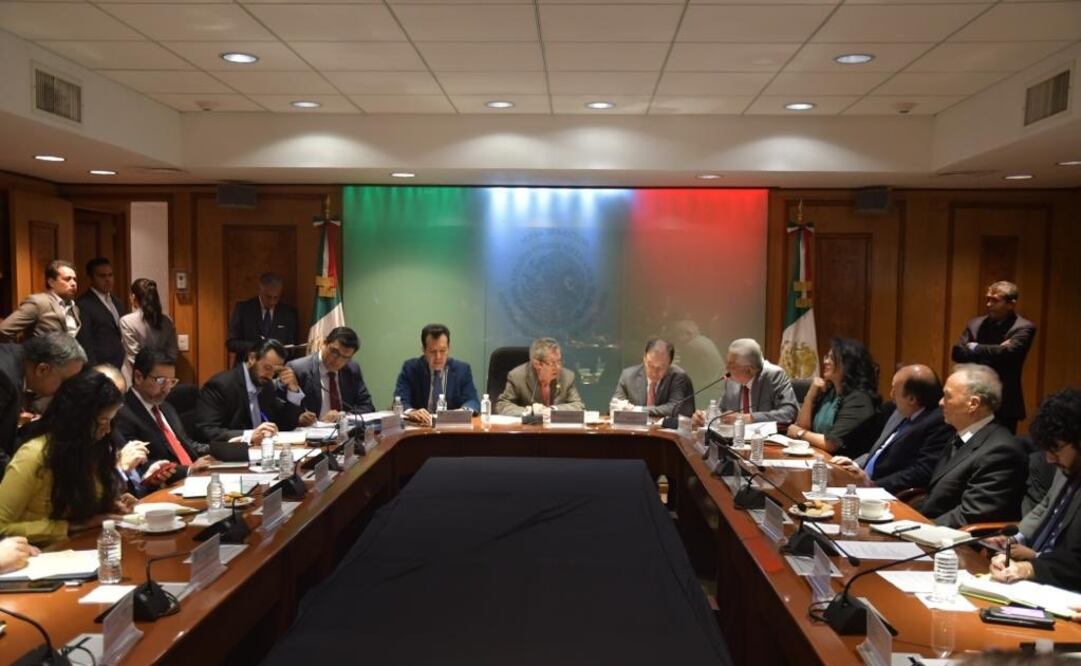 Reunión en la Cámara de Diputados. Foto: Especial