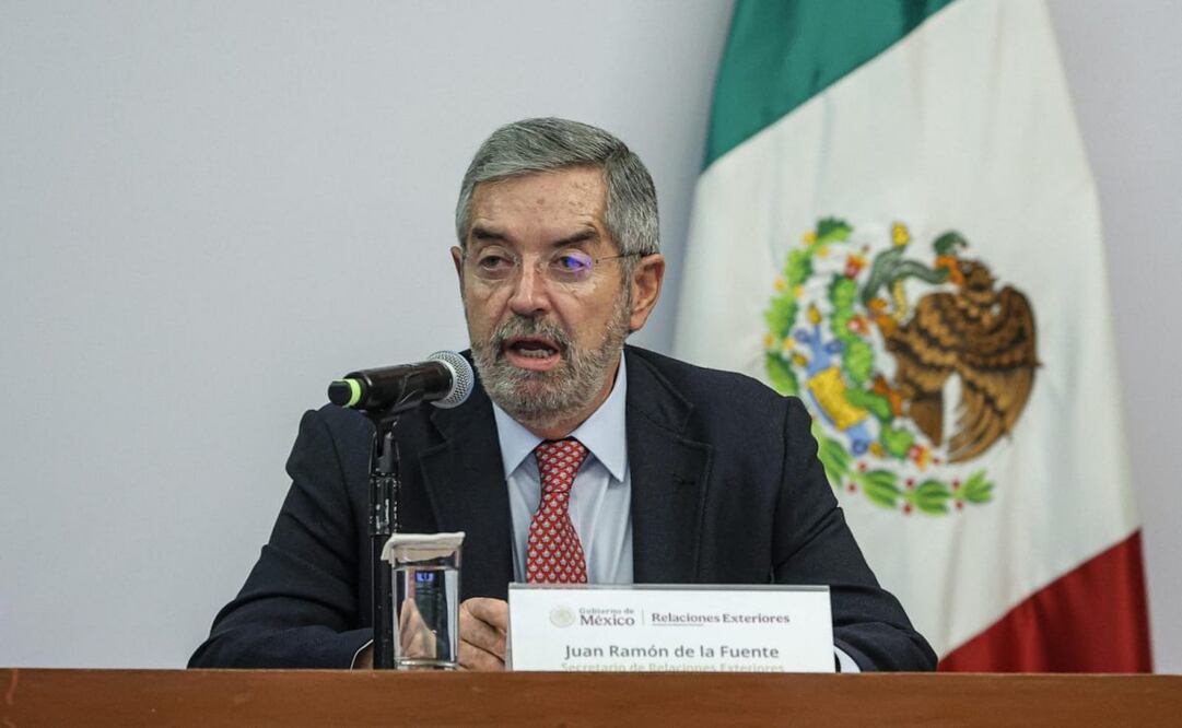 El canciller Juan Ramón de la Fuente durante conferencia de prensa. Foto: Gabriel Pano/ EL UNIVERSAL