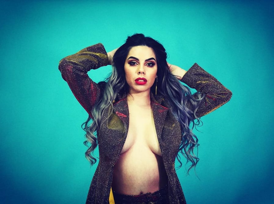 La conductora lució espectacular en el mar. Foto: Instagram