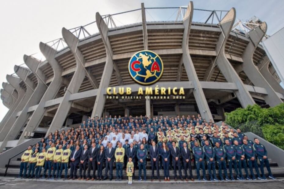 Hijo de Nicolás Castillo aparece en foto oficial del América