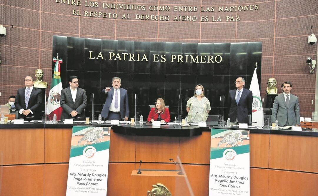 El director del Fonatur, Rogelio Jiménez Pons, compareció en el Senado. Foto: Tomada de Twitter