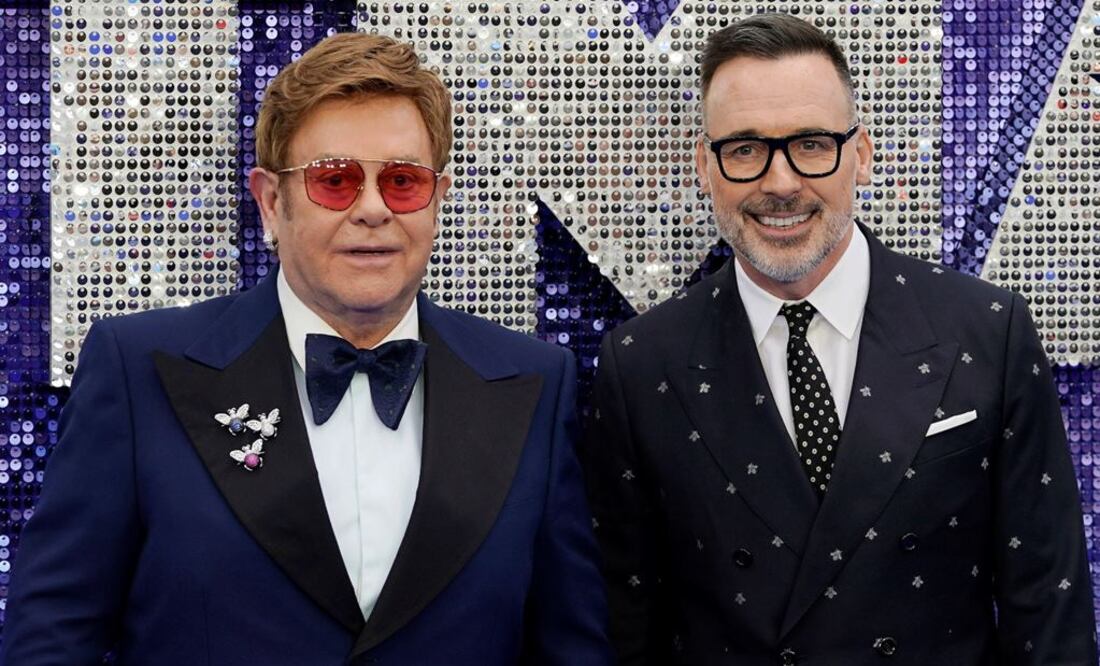 Elton John y su marido David Furnish. Foto: EFE