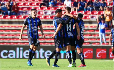 Querétaro derrota con autoridad a un pobre Puebla; los camoteros aumentaron su crisis