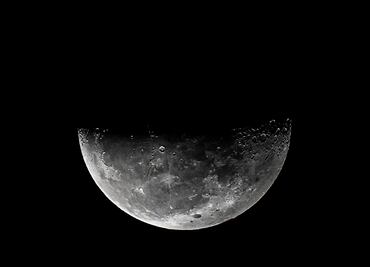 La Luna se mete en foto del Sol y así lo "eclipsa"