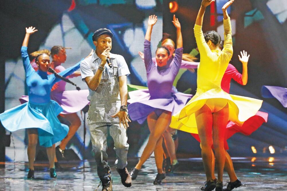 El cantante estadounidense actuó ayer en los MTV EMA (ESPECIAL)