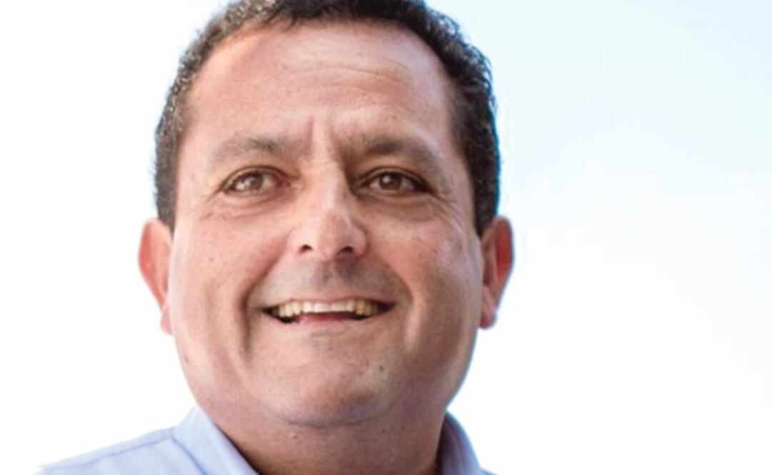 Gobernador de BCS estrena nuevos funcionarios