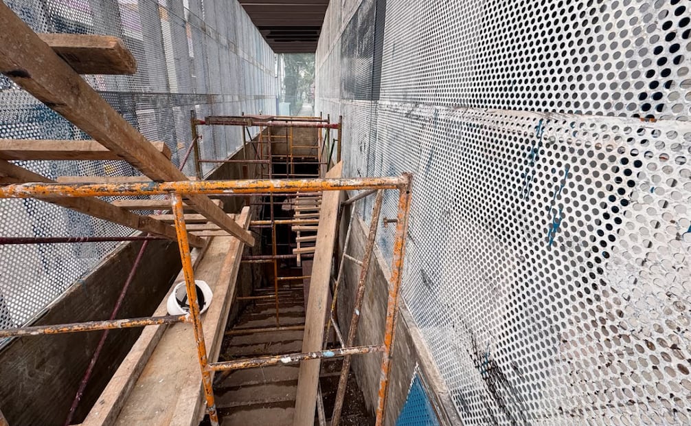 Obras sin concluir alrededor de la calzada flotante de Tlalpan.
Foto: Hugo Salvador / El Universal