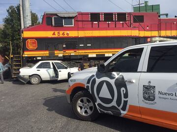 Accidentes viales dejan dos lesionados y actos de rapiña en Nuevo León