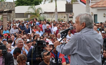 AMLO, abierto a fiscalizar gastos de precampaña en Puebla