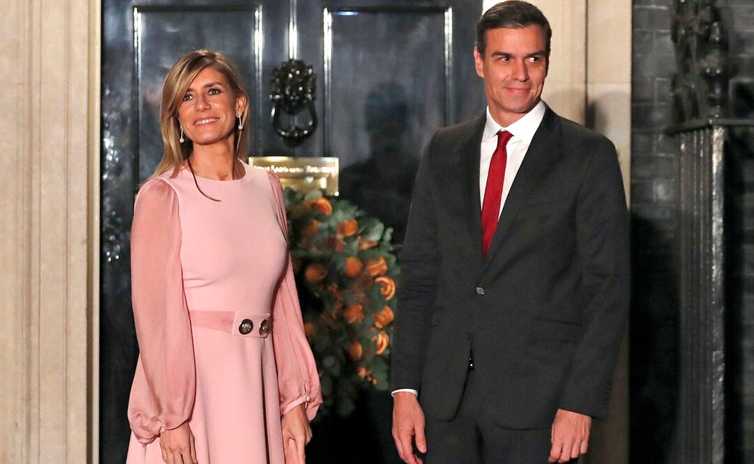 El presidente del Gobierno español, Pedro Sánchez, se acogió este martes a su derecho a no testificar contra su esposa Begoña Gómez ante el juez que la investiga por presunta corrupción. Foto: AP/Alastair Grant