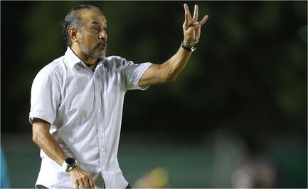 El arbitraje perjudica al 'Potro' Gutiérrez, en su debut como DT en Honduras