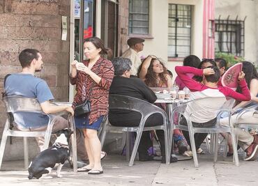 Comunidad LGBT, "foráneos" y freelancers, discriminados al rentar vivienda