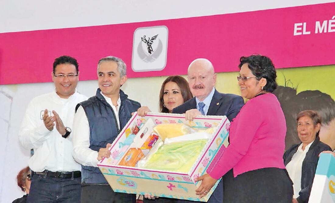 El mandatario capitalino, Miguel Ángel Mancera, anunció ayer los avances del plan Médico en Tu Casa en la delegación Venustiano Carranza (ESPECIAL)