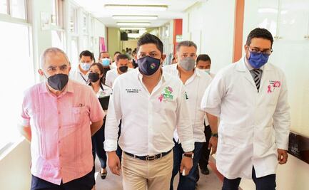 Ricardo Gallardo se compromete a equipar en 60 días el Hospital Central Dr. Ignacio Morones