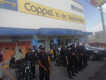 Por "saqueos" a tiendas, suman al menos 19 detenidos en Edomex