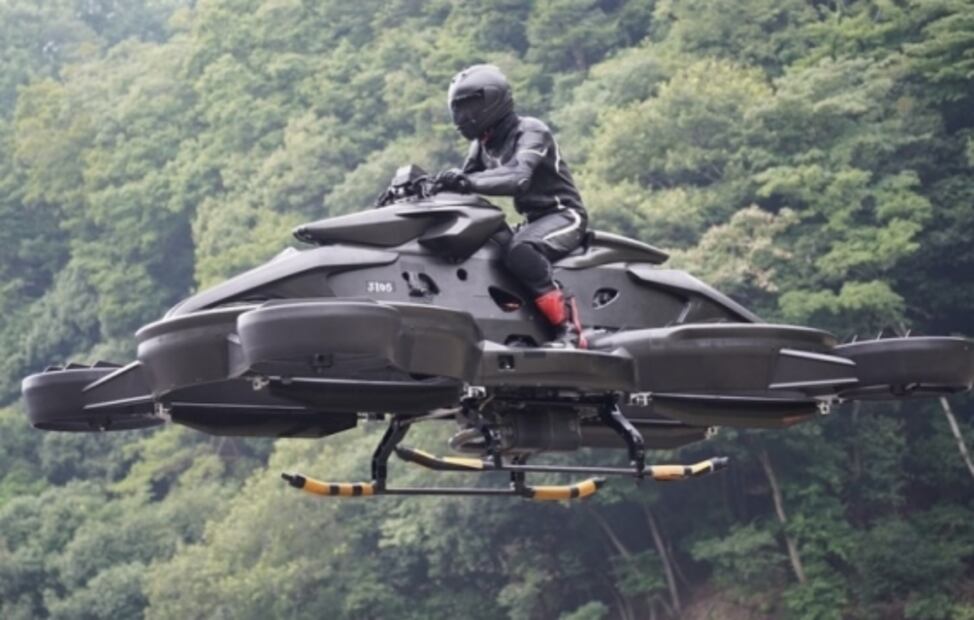 Así es la primera moto voladora del mundo y esto cuesta