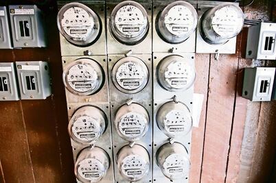 Suben tarifas eléctricas de alto consumo, industrial y comercial