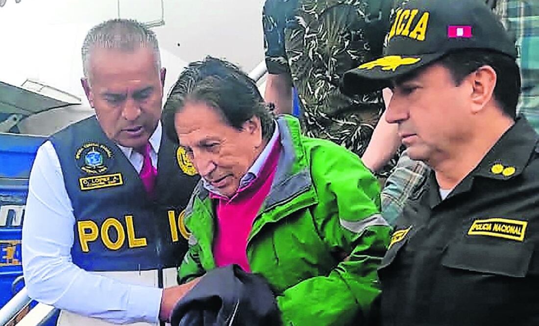El expresidente Alejandro Toledo, a su llegada a Lima tras ser extraditado por EU, Foto: AFP