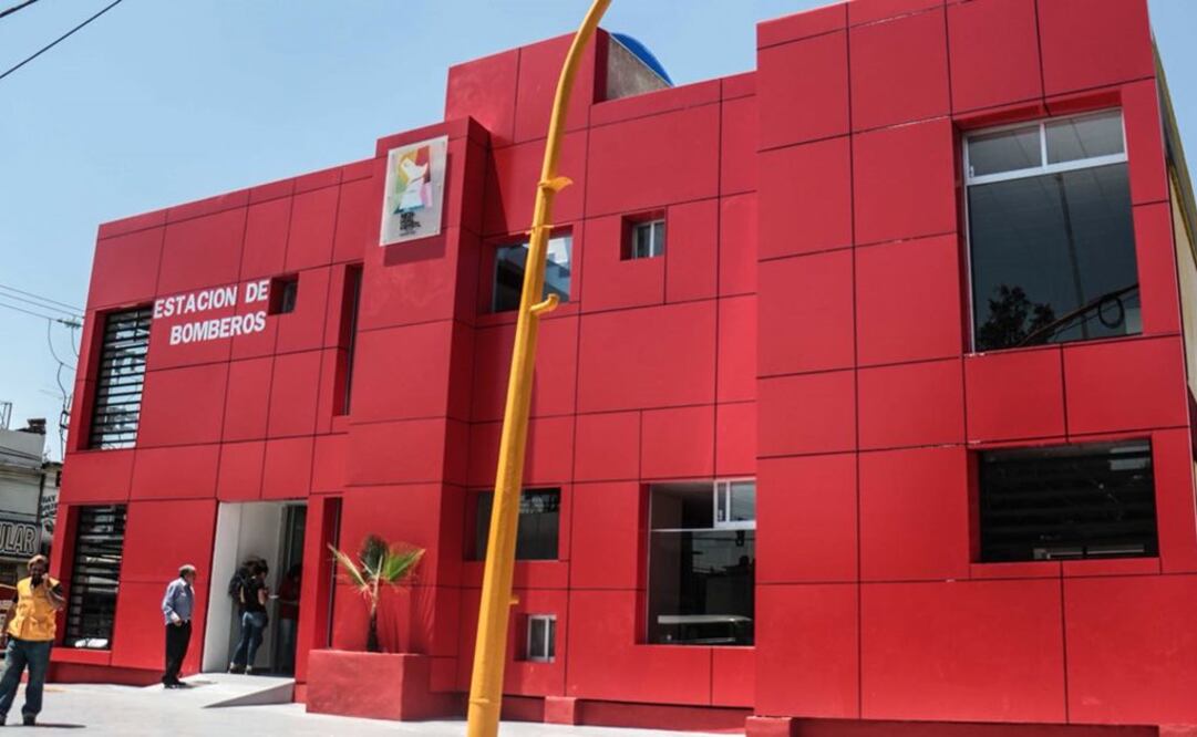 El alcalde Juan Hugo de la Rosa reconoció que lo que ahora requieren los bomberos es mejorar el equipamiento que emplean para combatir los incendios (Foto: Especial)