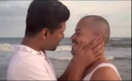 Guerrero omite besos en spot sobre bodas gay