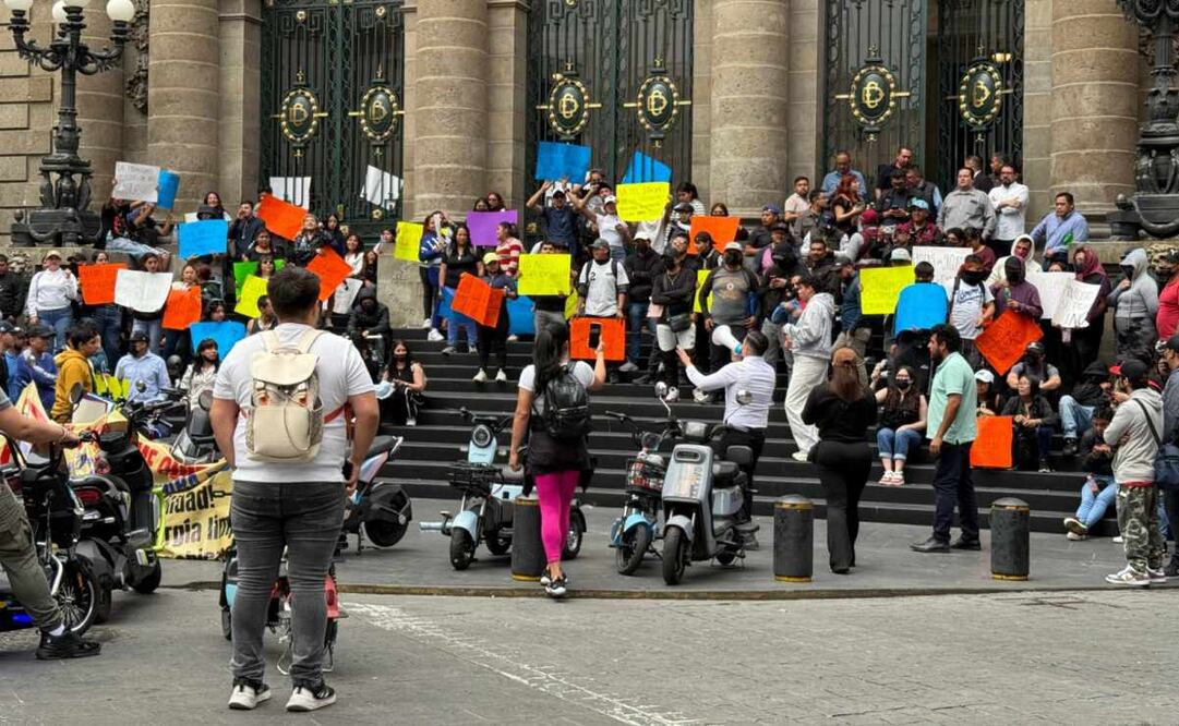 Protestan contra la regulación de scooters y bicicletas eléctricas. Foto: Especial.