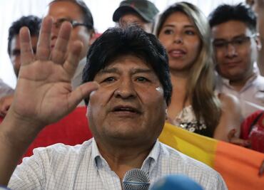 Parlamento boliviano acepta la renuncia de Evo Morales dos meses después