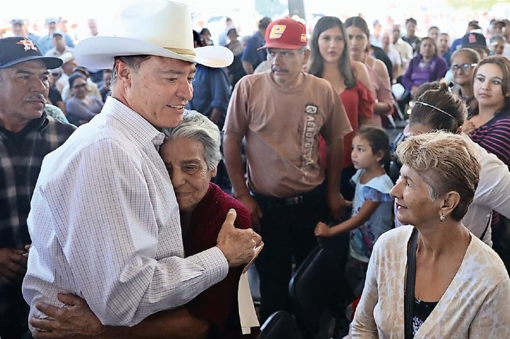 El gobernador comentó que Mazatlán será muy beneficiado con el nuevo rastro porque la aplicación de la norma de higiene será garantía para los consumidores