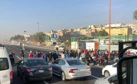 Bloqueo autopista México-Pachuca: denuncian supuesto caso de abuso sexual de menor en primaria