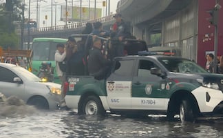 Lluvia de este martes provoca inundaciones en Iztapalapa; colonia Ejército de Oriente, de las más afectadas
