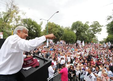 AMLO defiende a Rigoberto Salgado; "le fabricaron delitos"