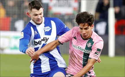 Diego Lainez vuelve a jugar en empate del Betis ante Alavés