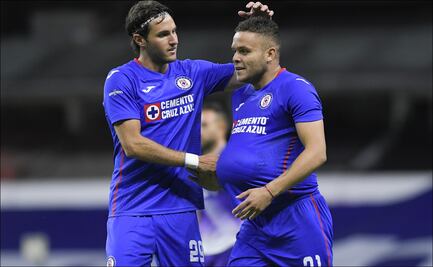 Cruz Azul gana a FC Juárez en el regreso del futbol al estadio Azteca