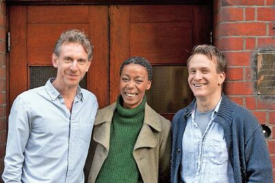 J.K. Rowling defiende a actriz negra que encarnará a Hermione