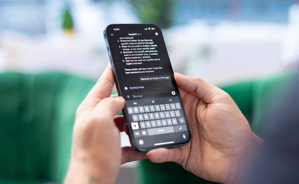 ¿Cómo identificar un mensaje de estafa con ayuda de ChatGPT? Imagen: Magnific