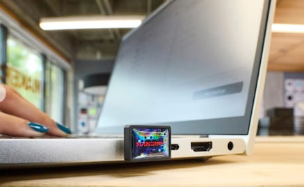 Pequeña por fuera, enorme por dentro: así es la nueva USB de 1 TB de Sandisk