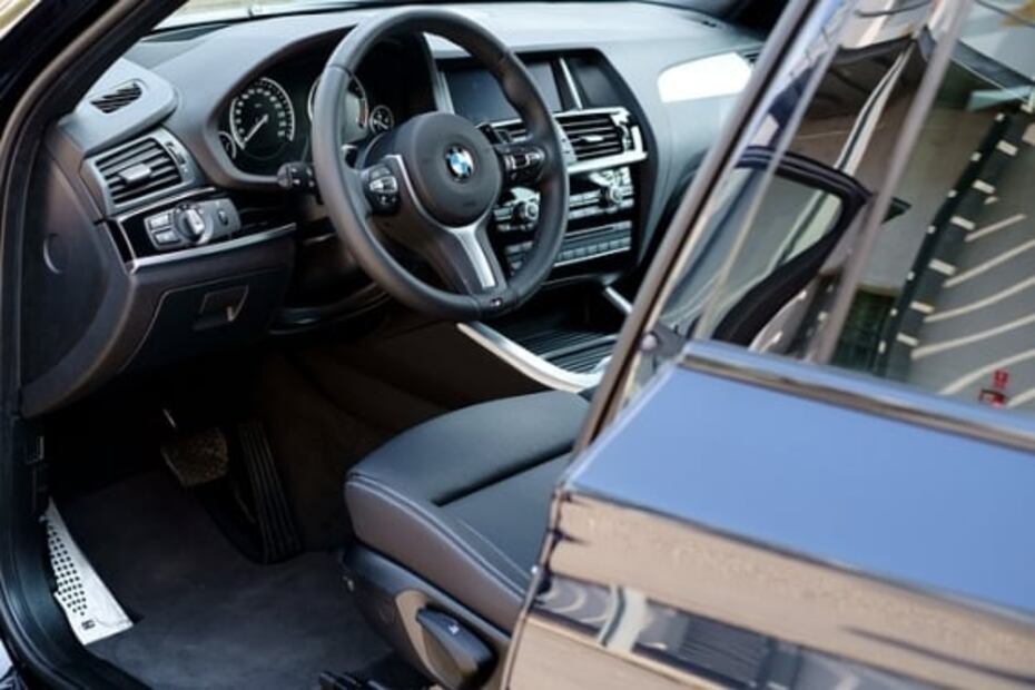 El secreto para eliminar los malos olores de tu auto