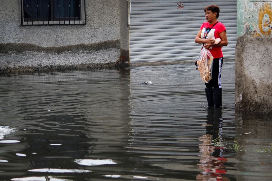 Inundaciones, afectaciones y trabajos a consecuencia de las recientes fuertes lluvias en Chalco. Foto: de Luis Camacho. El Universal